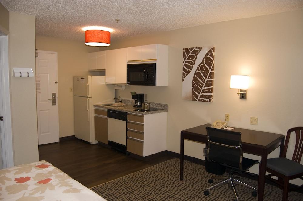 Mainstay Suites Detroit Auburn Hills Exterior foto